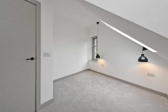 1 bed Apartment to rent Image 7