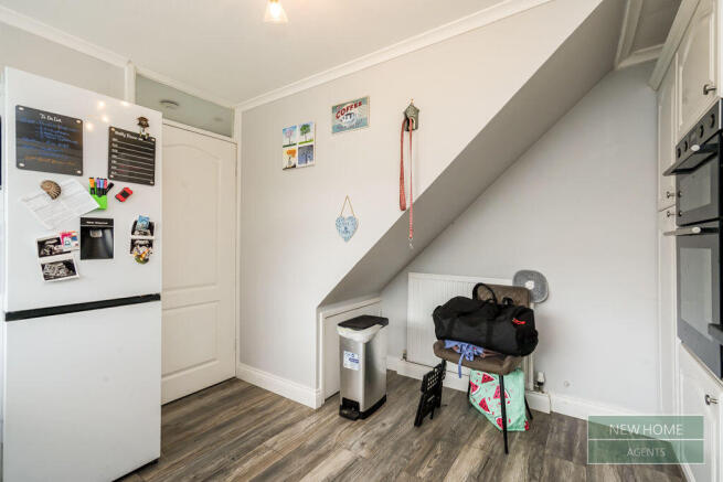 3 bed Semi-Detached for sale Image 4