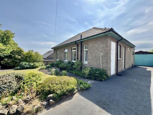 2 bed Detached Bungalow for sale in huddersfield