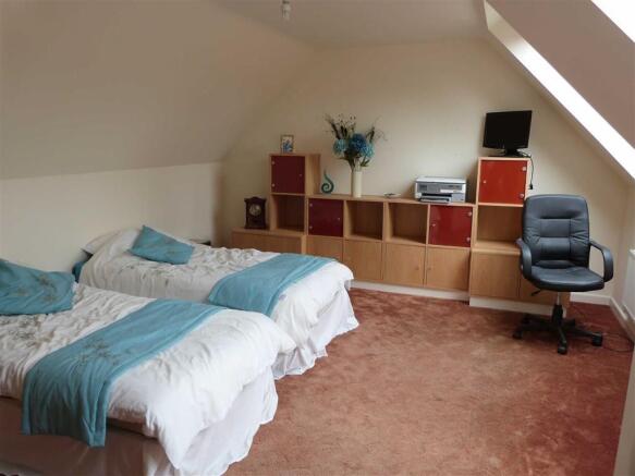 Bedroom 2: