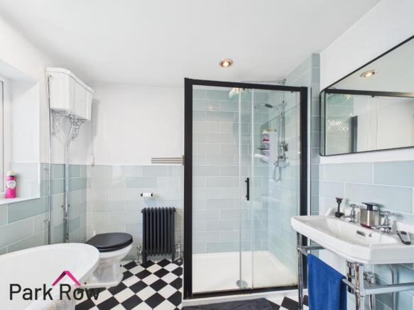 MAIN BATHROOM