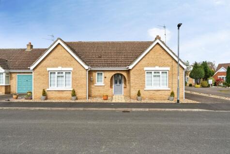 Waggoners Way, Wimblington, March
