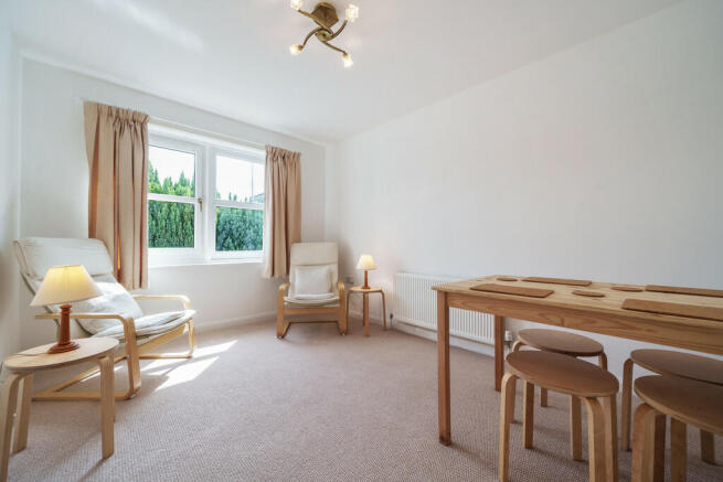 Living / Dining R...
