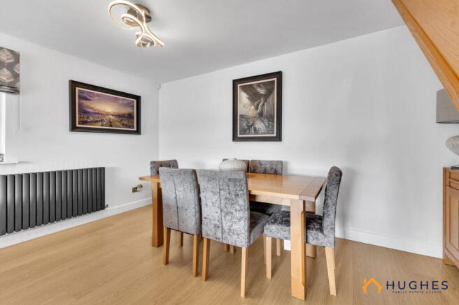 4 bed Detached for sale Image 12