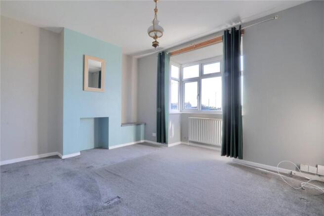 3 bed Semi-Detached for sale Image 7