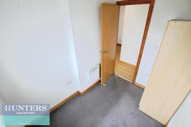 2 bed Flat to rent Image 10