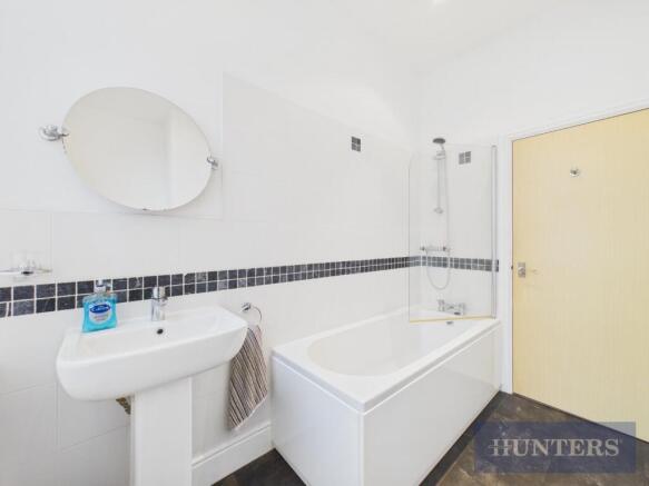 1 bed Flat for sale Image 10