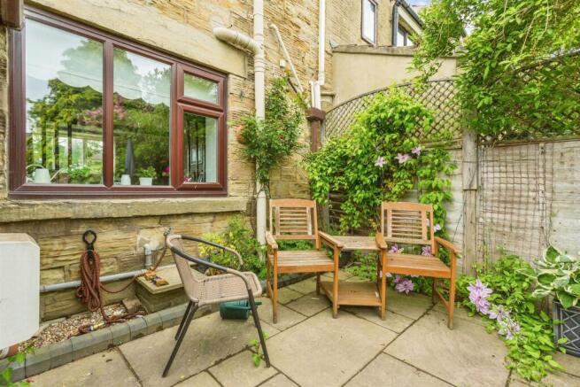 2 bed Cottage for sale Image 11