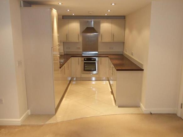 3 Wimbledon House-Kit2.JPG