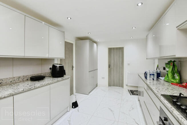 Hartshill Road, Stoke-on-Trent, ST4 photo 3