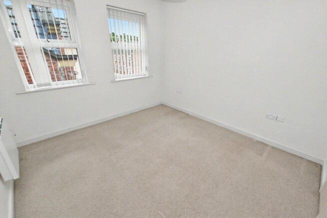 2 bed Apartment for sale Image 6