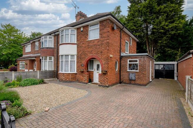 3 bed Semi-Detached for sale in york