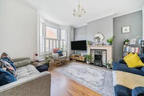 46, Shorndean Street, London SE6 2ES