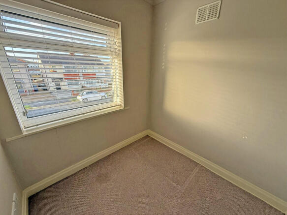 3 bed Semi-Detached for sale Image 9