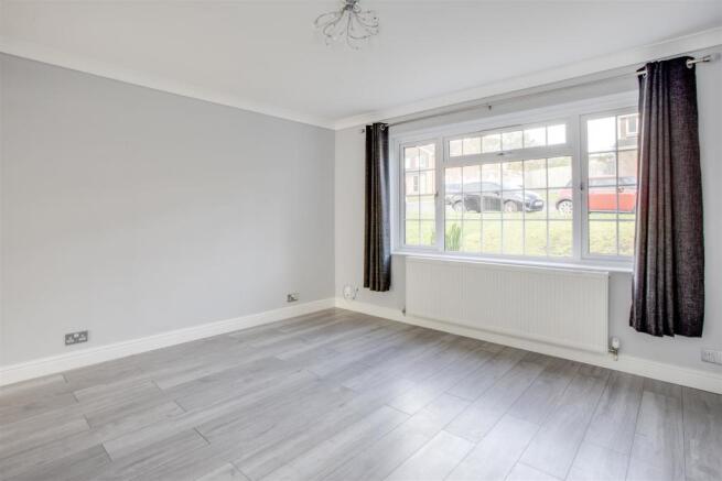 42 South View Living Room.jpg