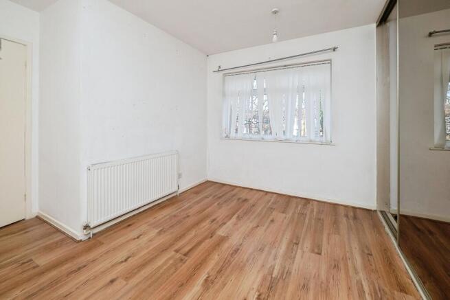 3 bed Terraced for sale Image 10