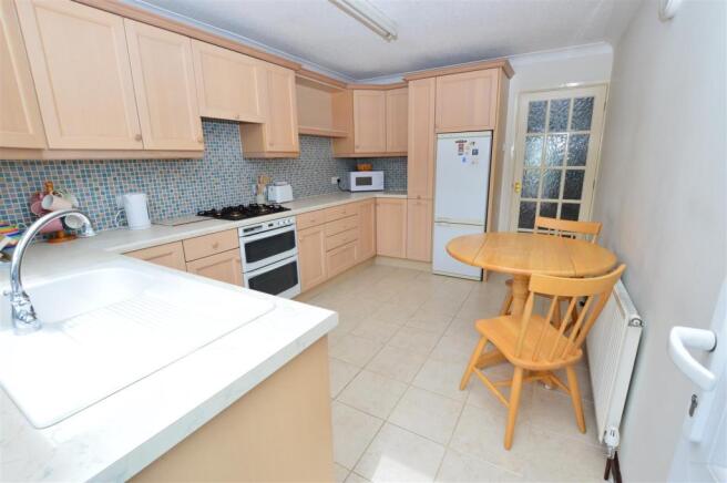 Kitchen/Breakfast Room