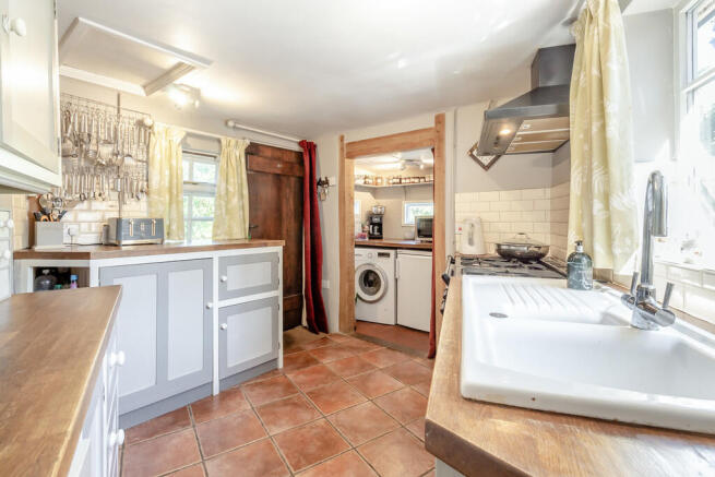 8659652-interior2...