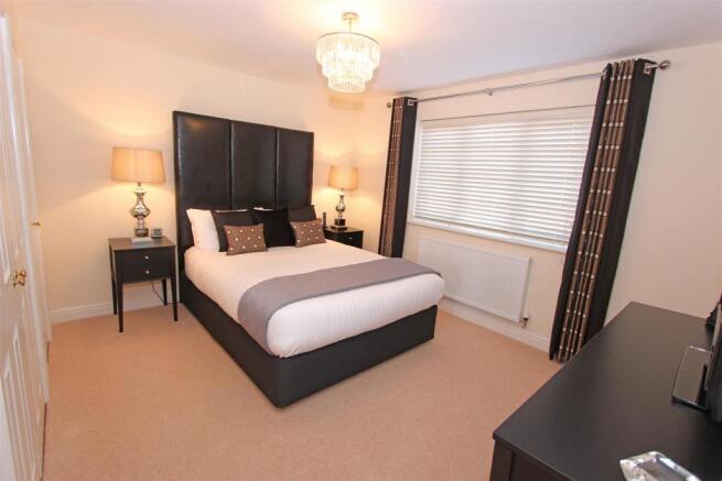 masterbedroom.jpg