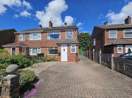 Vale Avenue, Sale, M33