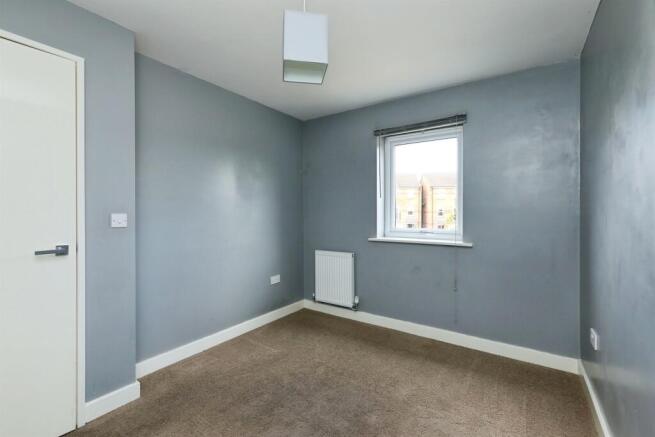 4 bed Detached for sale Image 7