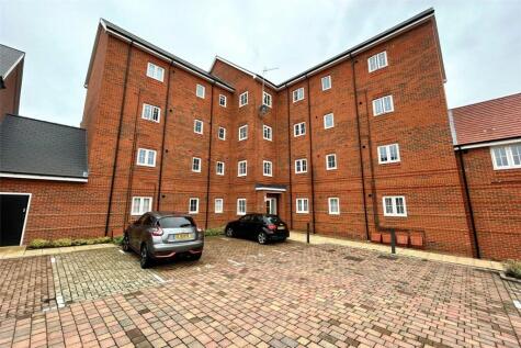 Charteris Close, Wellesley, Aldershot, Hampshire, GU11