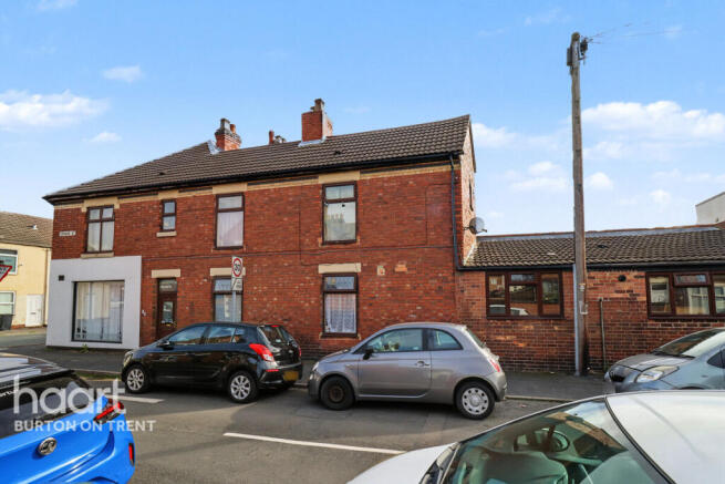 4-bed terraced on Gordon Street, Burton-On-Trent, £190,000