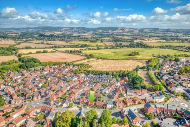 Ewemove Taunton - Graham Way (8)