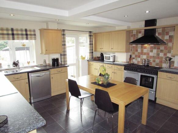 Kitchen/Breakf...