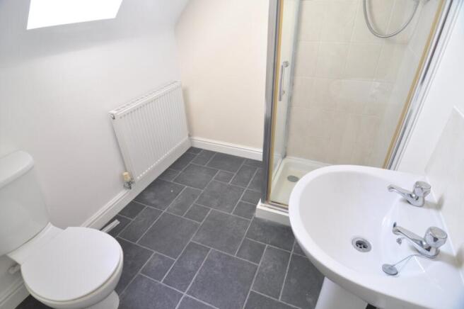 3 bed Town House to rent Image 4