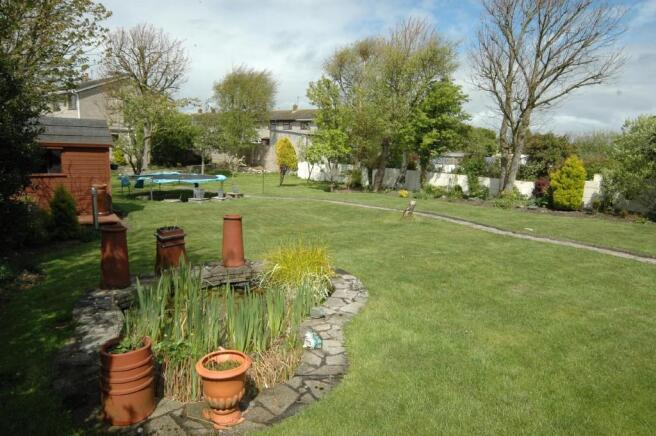 GARDEN 1