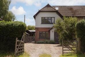 Robin Cottage, Nutfield Marsh Road, Nutfield RH1 4EU