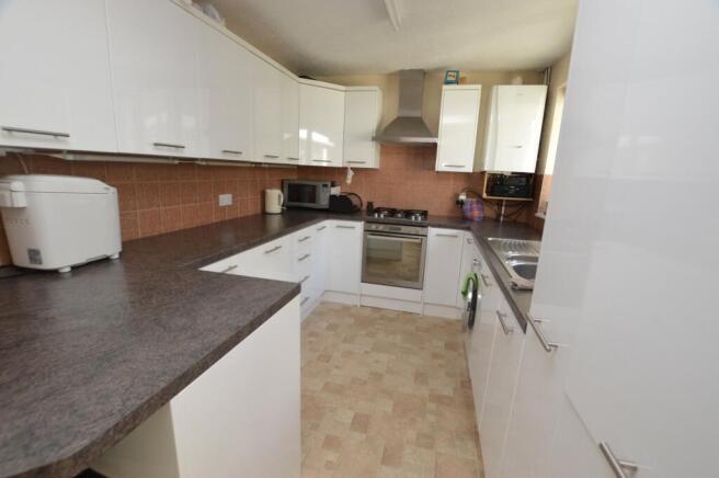 Kitchen/B'Fast Room