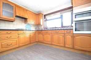 10, Wollaton Avenue, Loughborough LE11 4TA