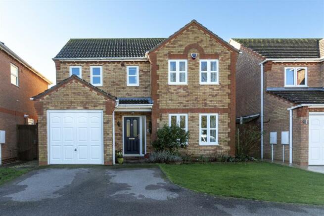 27 Crocus Way 2.jpg
