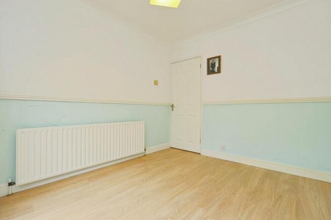 3 bed Semi-Detached Bungalow for sale Image 11