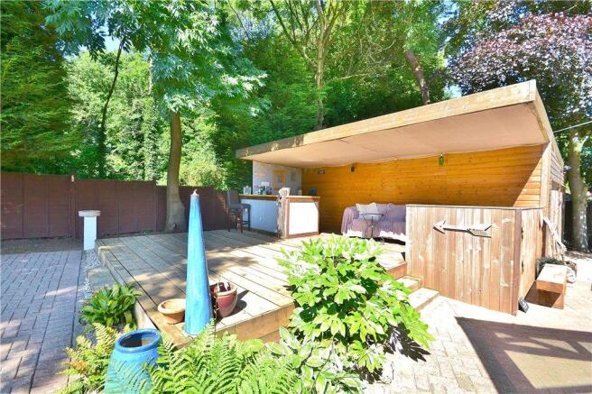 Outdoor Entertaining
