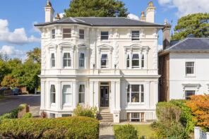 Flat 1, 83, Mount Ephraim, Tunbridge Wells TN4 8BS