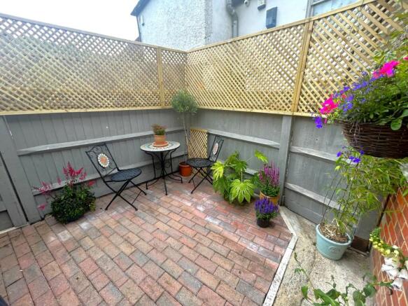 Photo 2