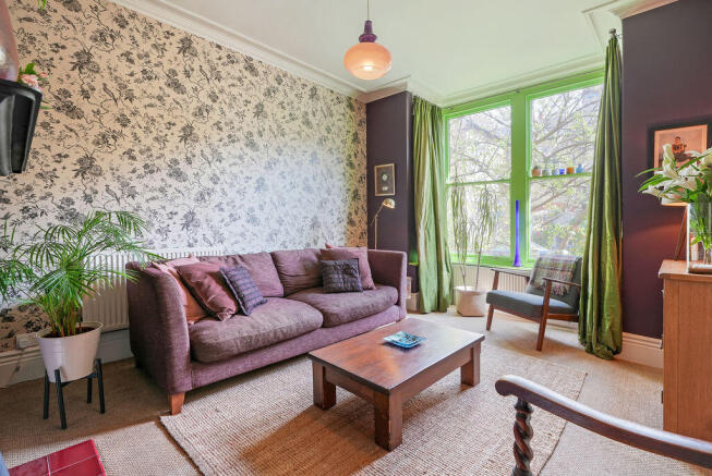 3 bed Semi-Detached for sale Image 7