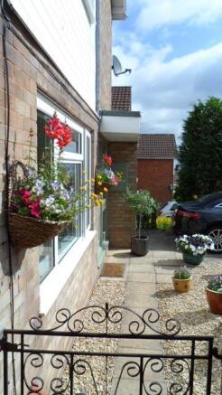 Garden 4.jpg