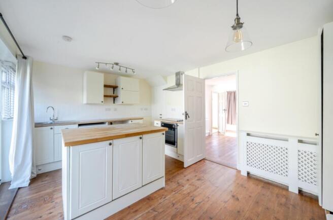 EweMove Harrogate Kitchen2
