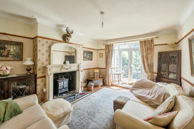 3 bed Semi-Detached for sale Image 2