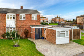 15, William Ellis Close, Old Windsor, Windsor SL4 2QS