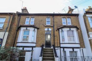 Flat 4, 63, Queens Road, Southend-on-sea SS1 1NL