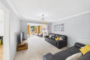 20, Hunt Close, Colchester CO5 9LN