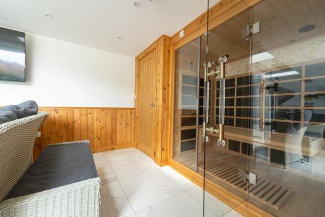 SAUNA & WC