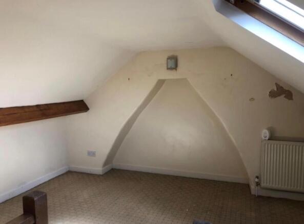 3 bed Terraced for sale Image 5