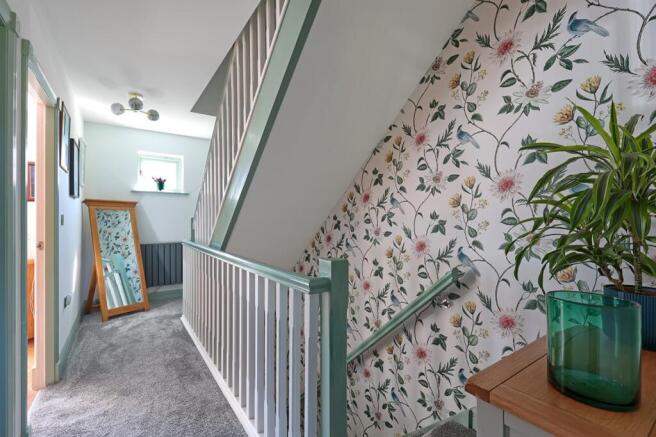 3 bed Semi-Detached for sale Image 10