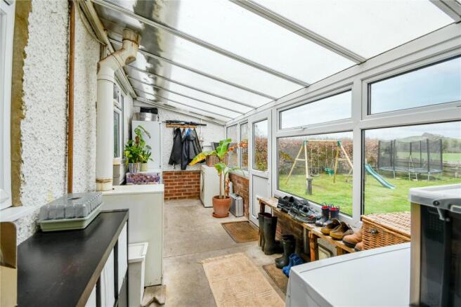 The Sands, Woodborough, Pewsey, SN9 photo 4
